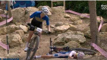 Ολυμπιακοί Αγώνες: Σοκαριστικός τραυματισμός αθλήτριας στον αγώνα ορεινής ποδηλασίας - Δείτε βίντεο