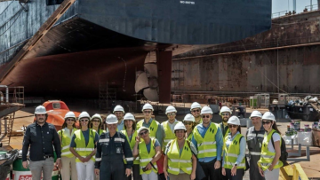 Στα ναυπηγεία της Ελευσίνας το Neptune Avra της Μελίνας Τραυλού