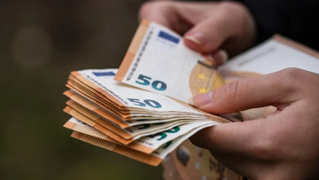 Τα «κλειδιά» για την αύξηση των μέσων μισθών έως 5,2% - Τι προβλέπει το Μεσοπρόθεσμο Πρόγραμμα 