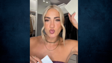 Ιωάννα Τούνη: Ενθουσιασμένη με δωροεπιταγή από τις φίλες της για να βάλει υαλουρονικό στα χείλη