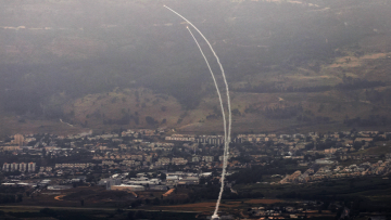 Η Χεζμπολάχ εκτόξευσε 20 ρουκέτες εναντίον της ισραηλινής πόλης Κιριάτ Σμονά
