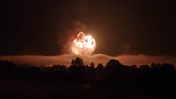 Το Κίεβο ανακοίνωσε ότι «κατέστρεψε» αποθήκη πυρομαχικών στων περιφέρεια Τβερ της Ρωσίας - Δείτε βίντεο