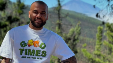 Ο Ντάνι Άλβες αγοράζει ομάδα στην 3η κατηγορία της Πορτογαλίας και ετοιμάζεται να γίνει πρόεδρος-ποδοσφαιριστής