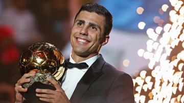 Η Χρυσή Μπάλα του Ρόδρι με τις πατερίτσες, η μεγάλη νίκη της Ισπανίας και ο εξοργισμένος Βινίσιους