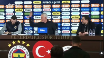 Ο Mουρίνιο έδωσε... σφαλιάρα στον μεταφραστή του - Δείτε βίντεο