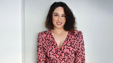 Ιωάννα Παλιοσπύρου: Στο νοσοκομείο για προγραμματισμένο χειρουργείο