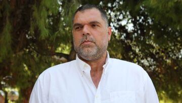 Δημήτρης Παπανικολάου: Η σπάνια εμφάνιση με την σύζυγό του και την κόρη τους