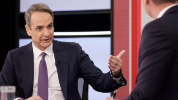 Μητσοτάκης για Τέμπη: Καμία συγκάλυψη - Η Δικαιοσύνη θα βρει αν υπήρχε παράνομο φορτίο - Η κ. Καρυστιανού έχασε το παιδί της, σκύβω το κεφάλι