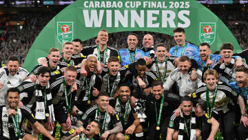 League Cup: Η Νιούκαστλ 2-1 την Λίβερπουλ στο Γουέμπλεϊ και κατέκτησε τρόπαιο μετά από 46 χρόνια - Δείτε τα γκολ