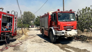 Υπό μερικό έλεγχο η φωτιά στον Ασπρόπυργο
