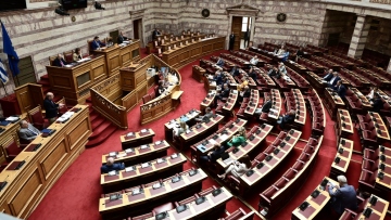 Παράβαση καθήκοντος το προς διερεύνηση αδίκημα Καραμανλή στην πρόταση προανακριτικής της ΝΔ - Όλο το κείμενο