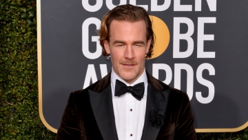 Ο Τζέιμς Βαν Ντερ Μπικ εμφανίστηκε διαδικτυακά στην επανένωση του «Dawson's Creek» - Απείχε από τη σκηνή λόγω ασθένειας
