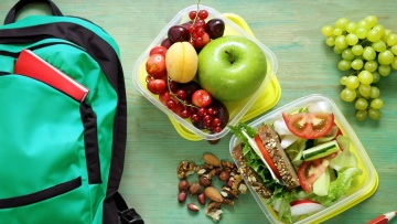 Έξυπνα διατροφικά tips για δυναμική επιστροφή στο σχολείο