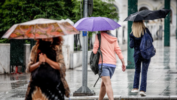 Καιρός: Ως και 10 βαθμούς πιο κάτω η θερμοκρασία - Από πού θα ξεκινήσουν τα φαινόμενα και ποιες περιοχές θα επηρεαστούν