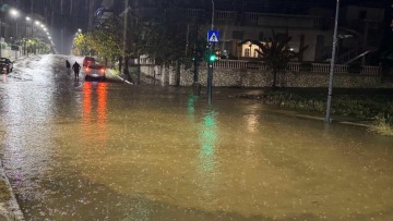 Κακοκαιρία: Προβλήματα στους δρόμους σε Αχαΐα και Αιτωλοακαρνανία λόγω βροχοπτώσεων και παγετού