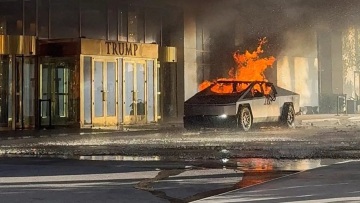 Βομβιστική επίθεση... διαφήμιση για το Tesla Cybertruck