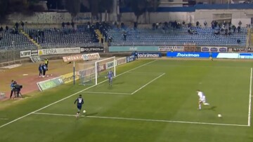 Λαμία – Παναθηναϊκός 3-1: Η περίεργη φάση με το πλάγιο, τη δεύτερη μπάλα και το πέναλτι