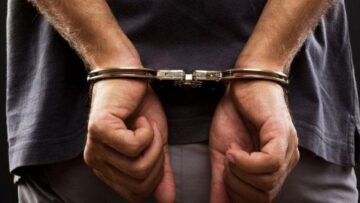 Ζευγάρι ένστολων στο Ηράκλειο αλληλομηνύθηκαν και κατέληξαν στα κρατητήρια
