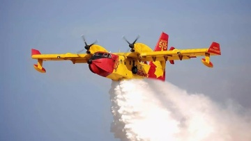 Θα μας... σώσουν τα νέα Canadair;