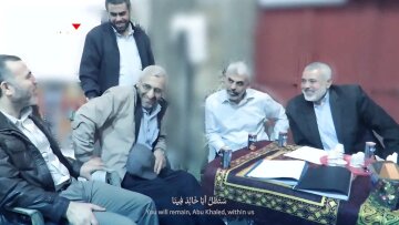 Χαμάς: Αδημοσίευτα πλάνα με τους Ντέιφ, Χανίγια και Σινουάρ στο ίδιο τραπέζι, πριν σκοτωθούν από το Ισραήλ