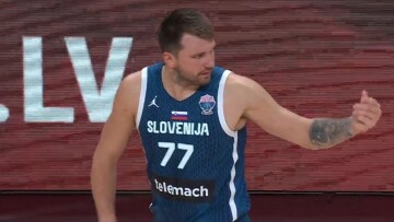 EuroBasket 2025, Γερμανία - Σλοβενία: Τέταρτο φάουλ ο Ντόντσιτς στο 23', έκανε κίνηση χρηματισμού στους διαιτητές
