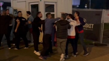 EuroBasket 2025, Ελλάδα-Τουρκία: «Μίνι» επεισόδιο ανάμεσα σε Έλληνες και Τούρκους φιλάθλους μετά τον ημιτελικό - Βίντεο
