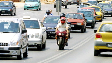 Θα «τελειώσουν» τα μισά αυτοκίνητα στην Ελλάδα