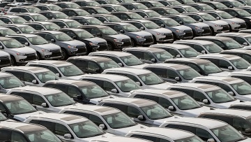 Πωλήσεις αυτοκινήτων: Οι αυξήσεις και οι μειώσεις - Τι γίνεται στην Ελλάδα;