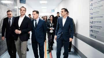 Στα εγκαίνια του ανακαινισμένου ΤΕΠ στον Ερυθρό Σταυρό ο Μητσοτάκης