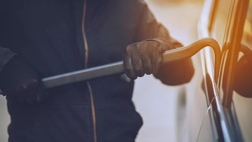 Αν δε θέλεις να σου κλέψουν το αυτοκίνητο κάνε αυτά