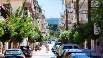 Αλλάζουν όλα: Αυτά είναι τα αυτοκίνητα που πλέον θα παρκάρουν δωρεάν