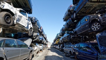 Έρχεται σοκ στους κατόχους παλαιών αυτοκινήτων