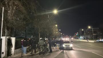 Η ανακοίνωση της ΕΛ.ΑΣ. για τις συλλήψεις στο ΑΠΘ: Ενημερώθηκαν ότι πρέπει να αποχωρήσουν και αρνήθηκαν