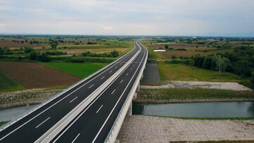 Στο 93% η πρόοδος κατασκευής στο Βόρειο Τμήμα του Αυτοκινητοδρόμου Ε65, ολοκληρώνεται τους επόμενους μήνες
