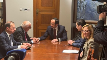 Κακλαμάνης σε Χριστοδουλίδη: Η ευρωπαϊκή ρήτρα αμοιβαίας συνδρομής για την Κύπρο να μην είναι συγκυριακή