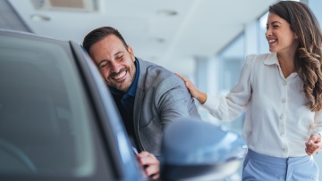 Το αυτοκίνητο που δεν αγοράζει κανεις επιστρέφει