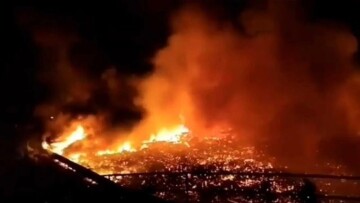 Μεγάλη φωτιά κατέστρεψε χωριό στη Μαλαισία, πάνω από 9.000 κάτοικοι εγκατέλειψαν τα σπίτια τους