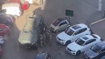 Δύο αστυνομικοί σε διαθεσιμότητα μετά την πολύνεκρη φονική επίθεση στο Κίεβο