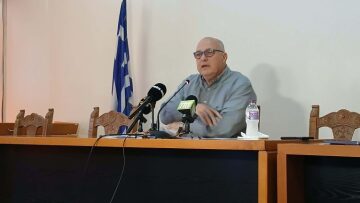 Μετά τις δηλώσεις για ευθανασία στα αδέσποτα ο Μπέος τα 'βαλε με τους παρουσιαστές: Γελοία υποκείμενα και νούμερα