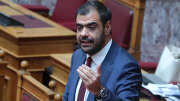 Μαρινάκης για αδειοδότηση περιφερειακών καναλιών: Αδειοδοτούνται οριστικά μετά από 28 χρόνια στασιμότητας και αδράνειας