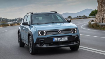 Δοκιμάζουμε το νέο Renault 4 - Πόσο κοστίζει;