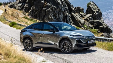 Δοκιμάζουμε το πιο... καυτό Subaru που ήρθε Ελλάδα!