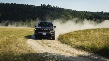Αποστολή στη Γερμανία: Οδηγούμε τα νέα Jeep Compass e-Hybrid Plug-In & 4xe (+video)