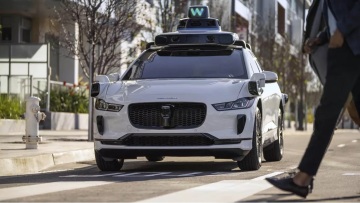 Η Waymo θέλει να έρθει στην Ελλάδα. Μπορεί; 