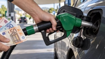 Θα έρθει η φθηνή βενζίνη Ε20; - Τι ισχύει για την Ελλάδα