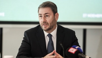 Νίκος Ανδρουλάκης: Με δύο προτάσεις στη συνάντηση με Μητσοτάκη - Το ΠΑΣΟΚ συνεχίζει το «μπρα ντε φερ» στη Βουλή