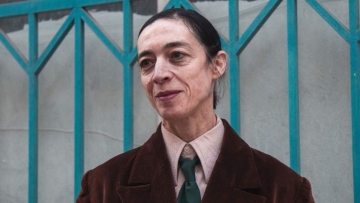 Έλενα Τοπαλίδου: Ποζάρει τόπλες στο Instagram