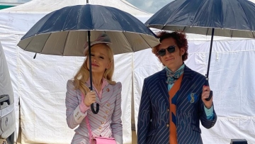 Ίθαν Σλέιτερ: Δημοσίευσε μια φωτογραφία με την Αριάνα Γκράντε στο Instagram