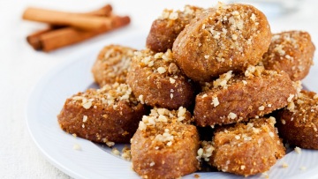 Η επιστήμη πίσω από τα τέλεια μελομακάρονα