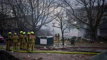 Οι αρχές της Ολλανδίας υποπτεύονται εγκληματική ενέργεια η έκρηξη που προκάλεσε κατάρρευση πολυκατοικίας στη Χάγη  